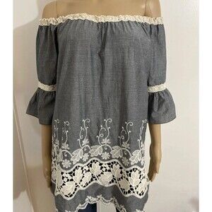 MIRROR IMAGE Gray Romantic Small Off The Shoulder Lace Woman Top 3/4 Bell Sleeve